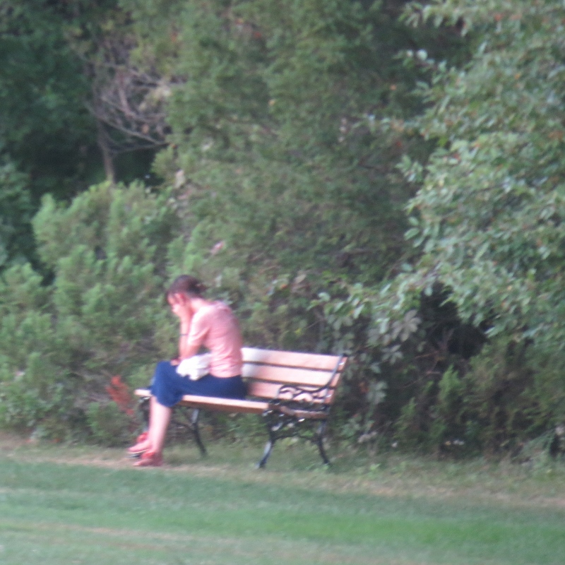 girl sitting on bench alone-i want to die